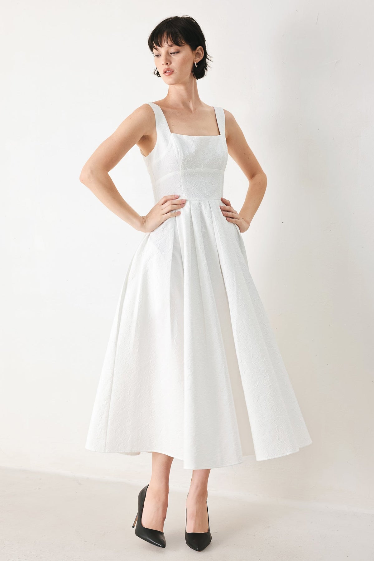 TIMELESS ROMANCE RED/WHITE FULL-SKIRT MIDI DRESS