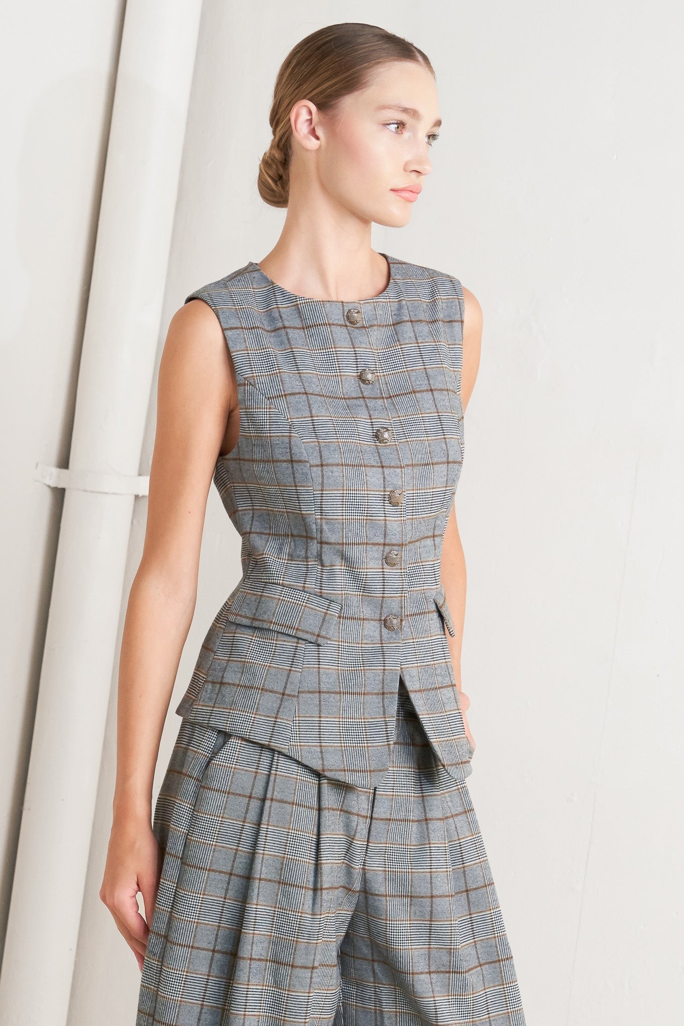 NEW AGE WOVEN VEST