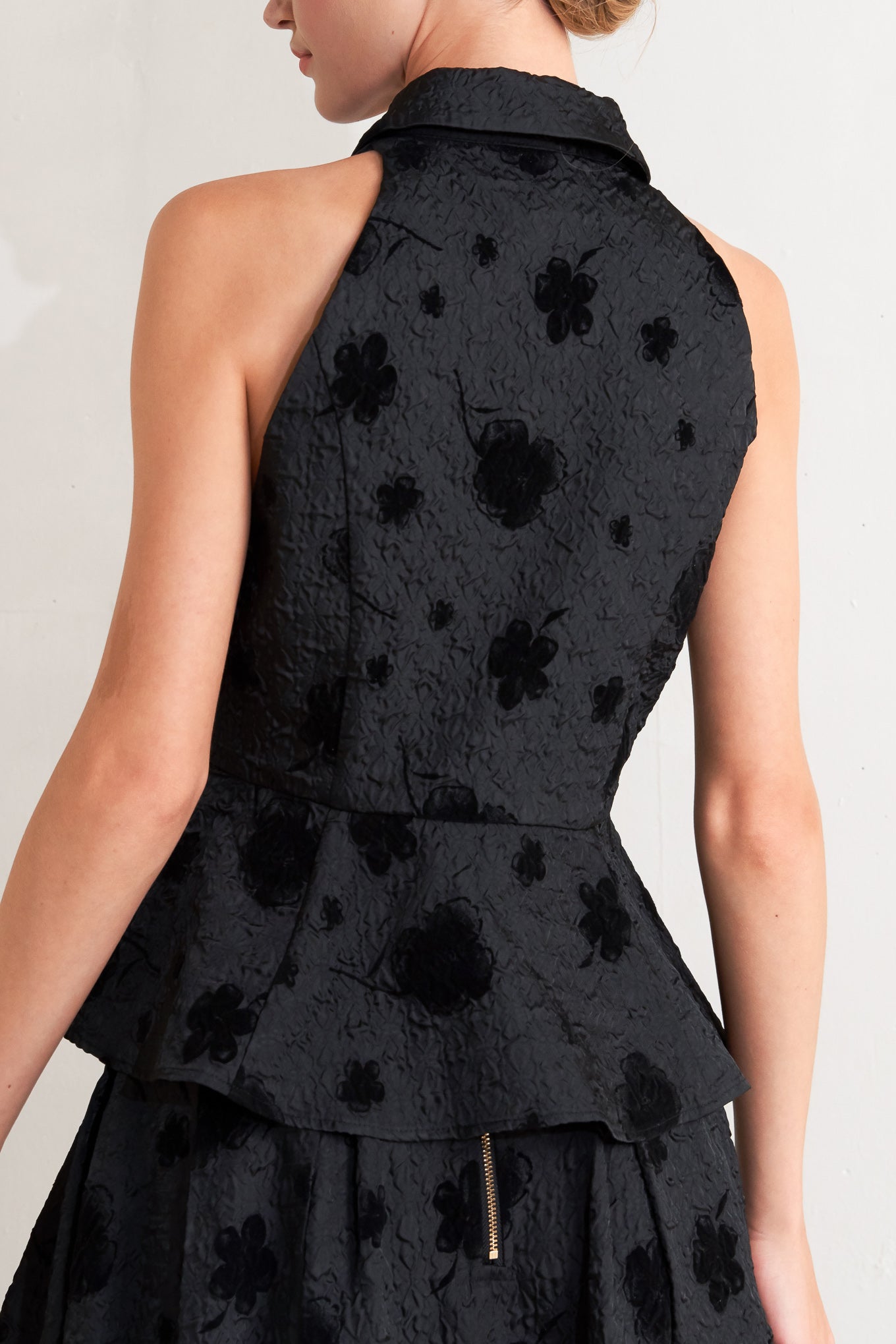NOIR BLOOMING ROMANCE WOVEN TOP