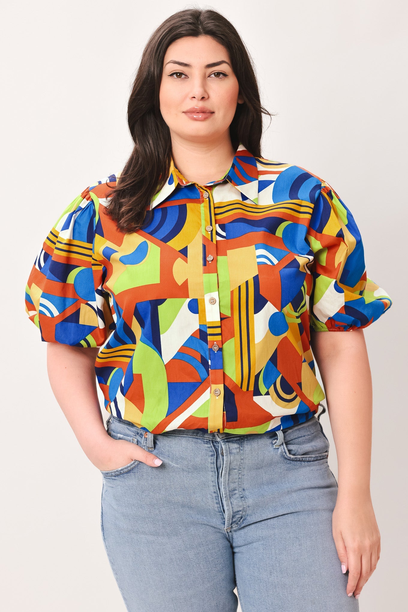 HEART ON DISPLAY WOVEN TOP