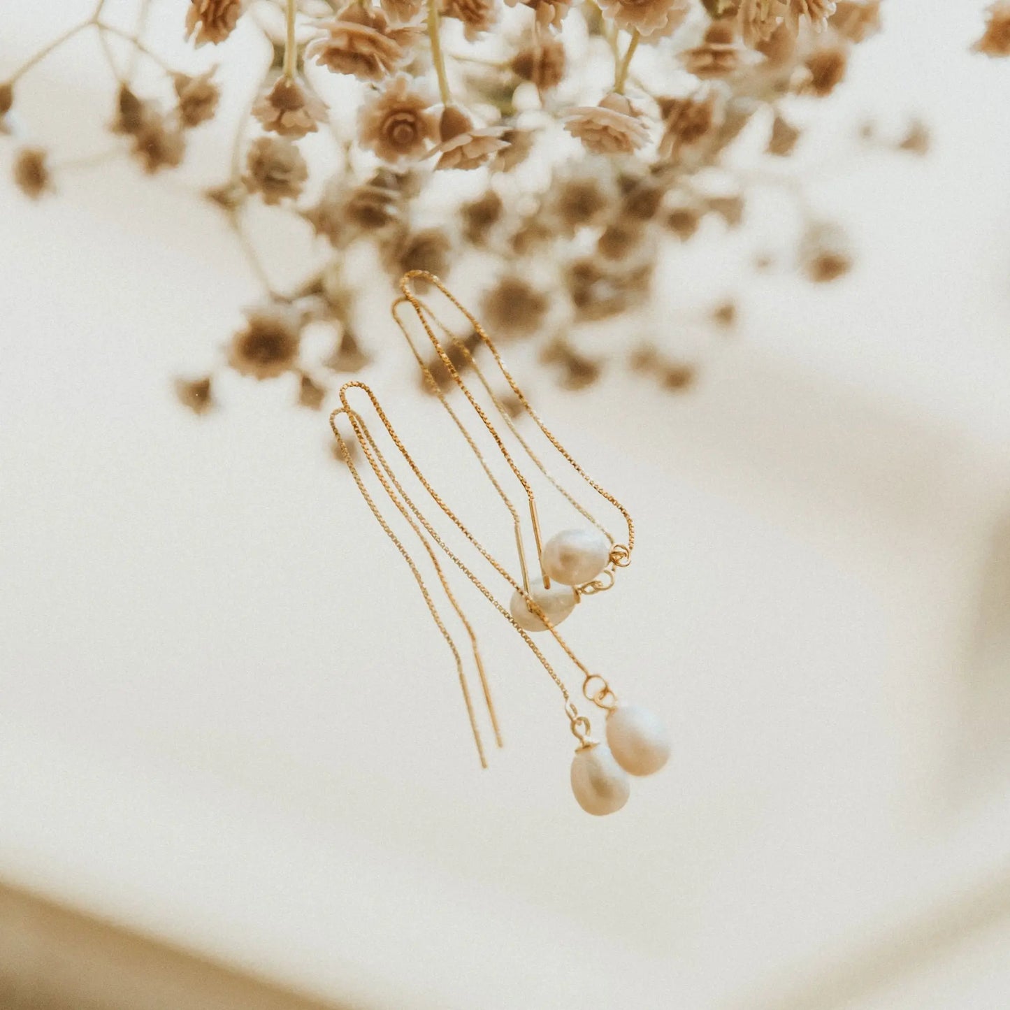 Crystal Cove Pearl Threaders